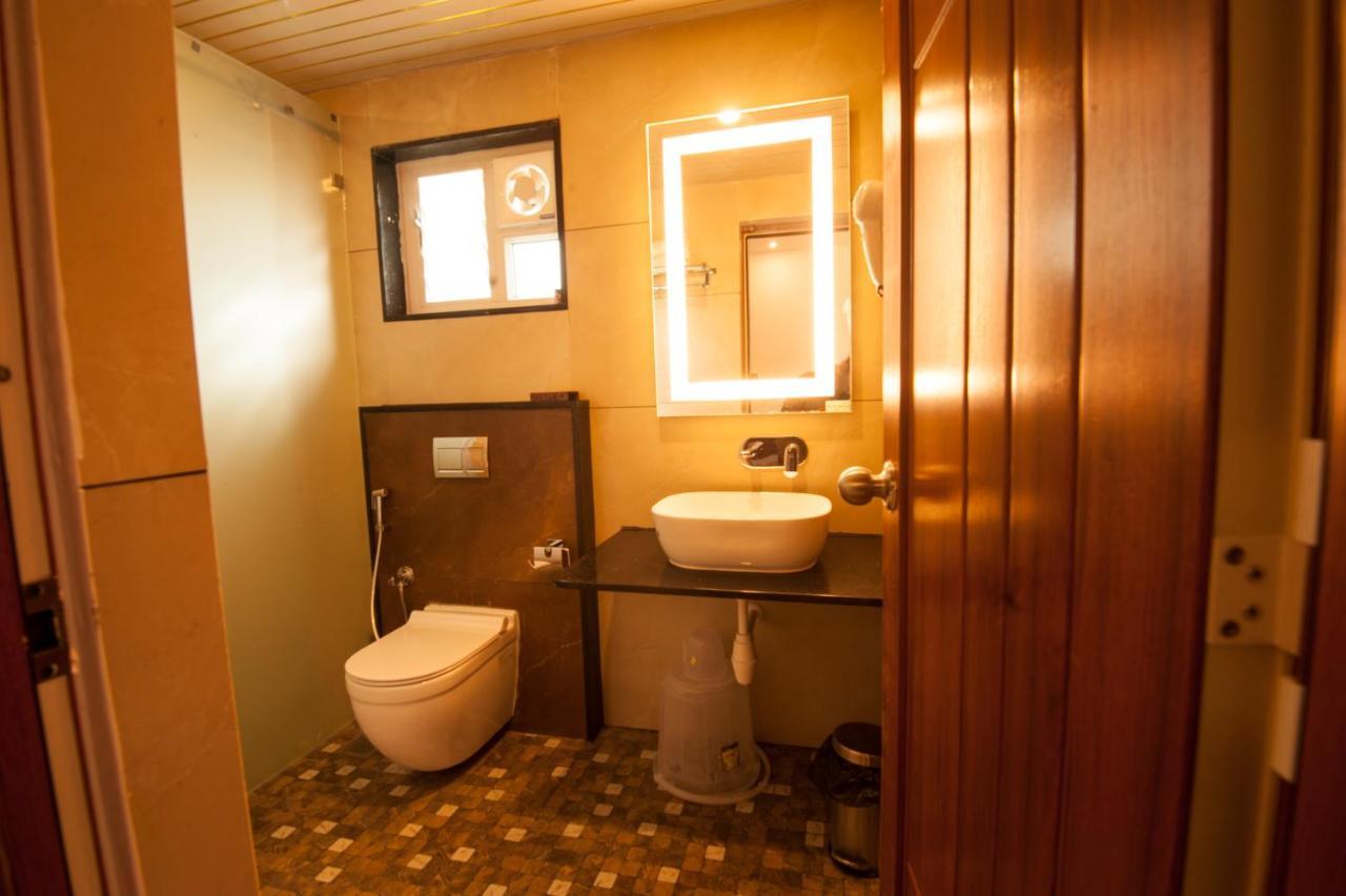Mc Resort Wildlife Resort Bandipur Bagian luar foto