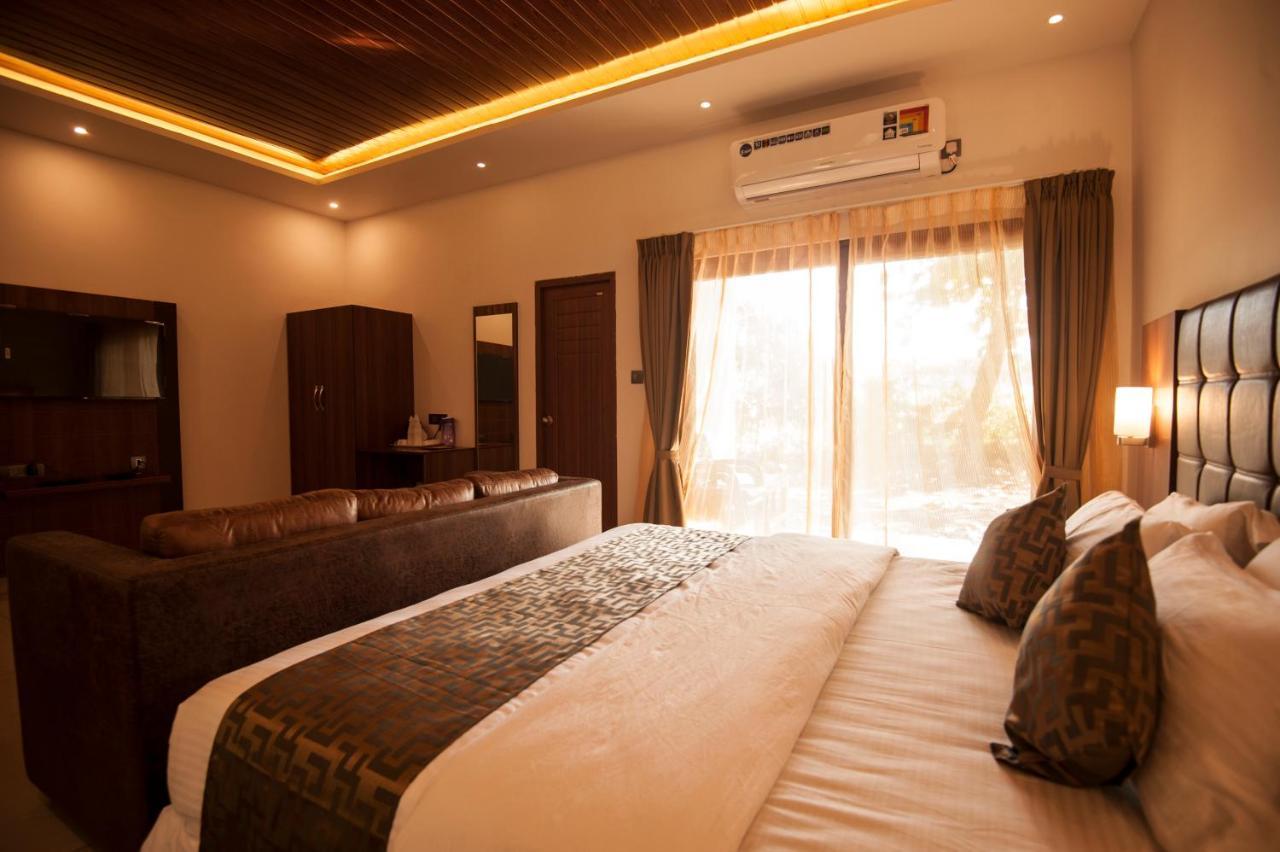 Mc Resort Wildlife Resort Bandipur Bagian luar foto