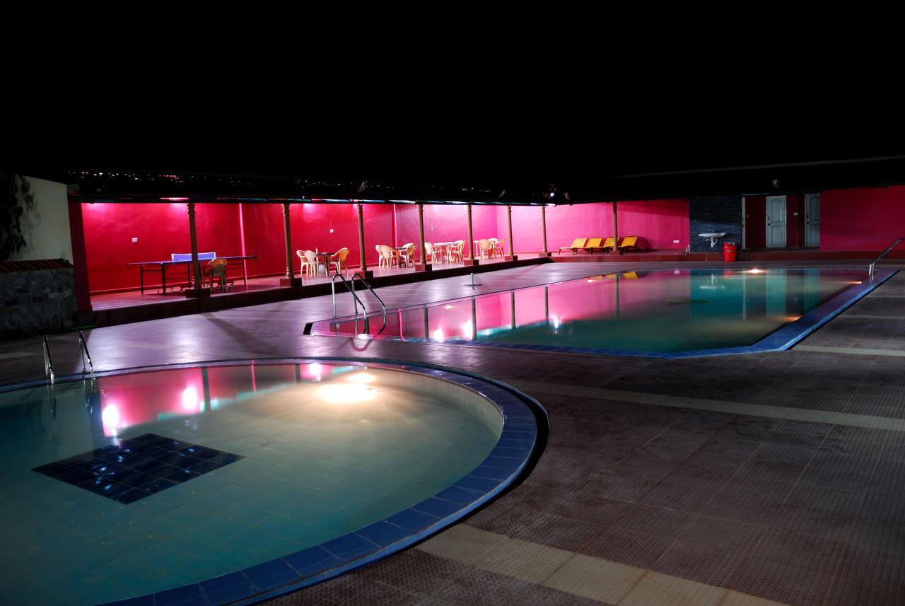 Mc Resort Wildlife Resort Bandipur Bagian luar foto