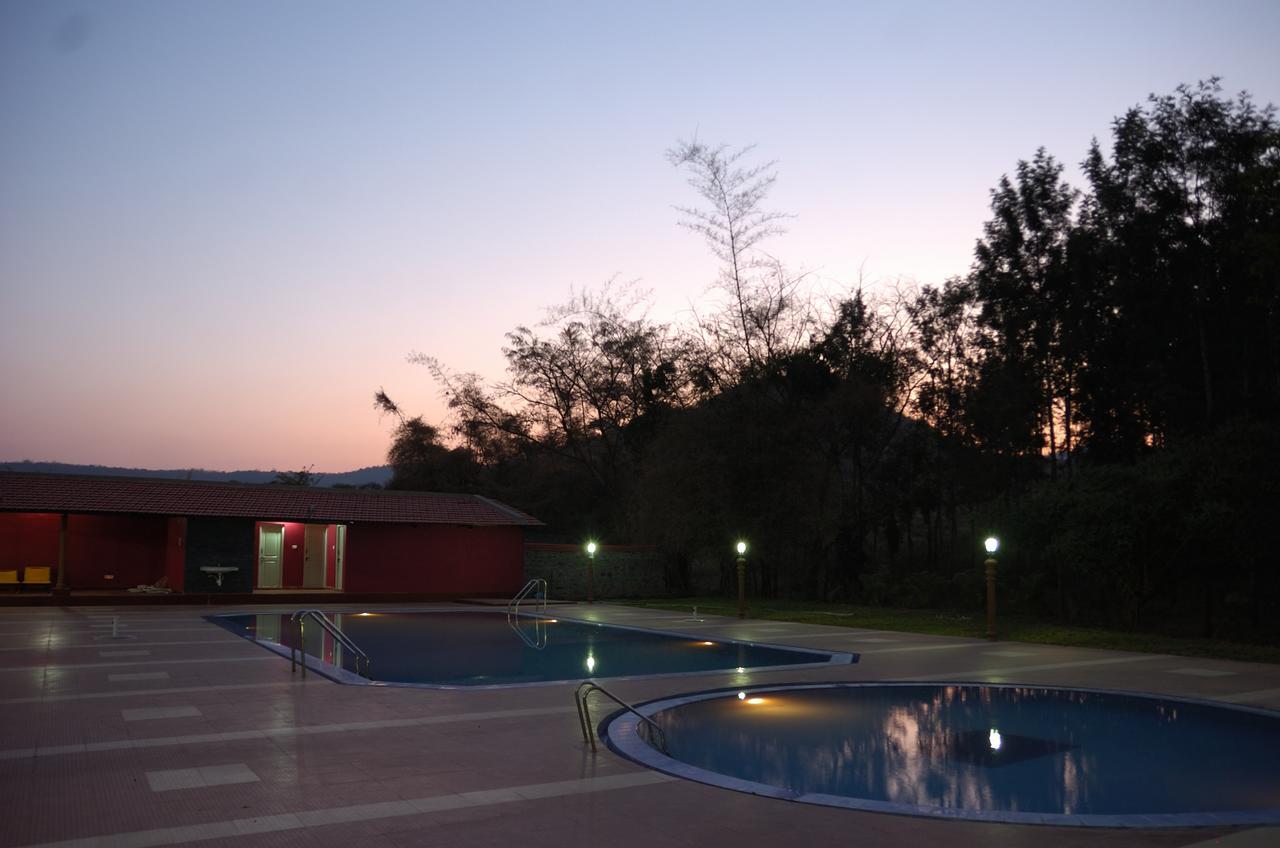 Mc Resort Wildlife Resort Bandipur Bagian luar foto